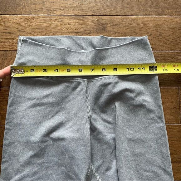 ✨50% OFF✨ Triple Flip Leggings - Picture 7 of 9